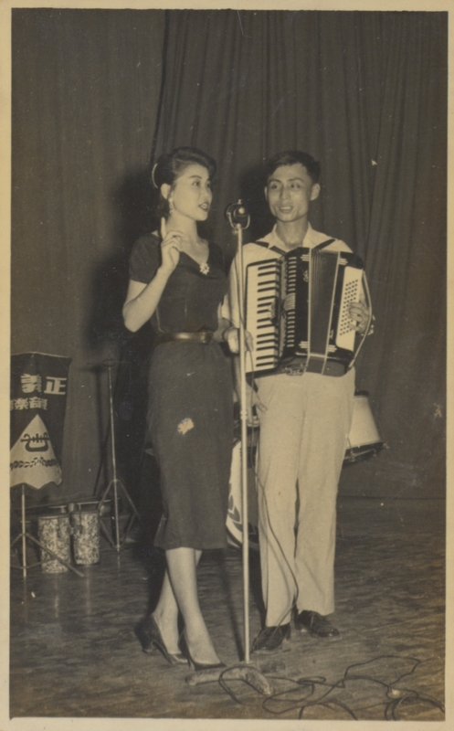 正義康樂隊手風琴伴奏之影像