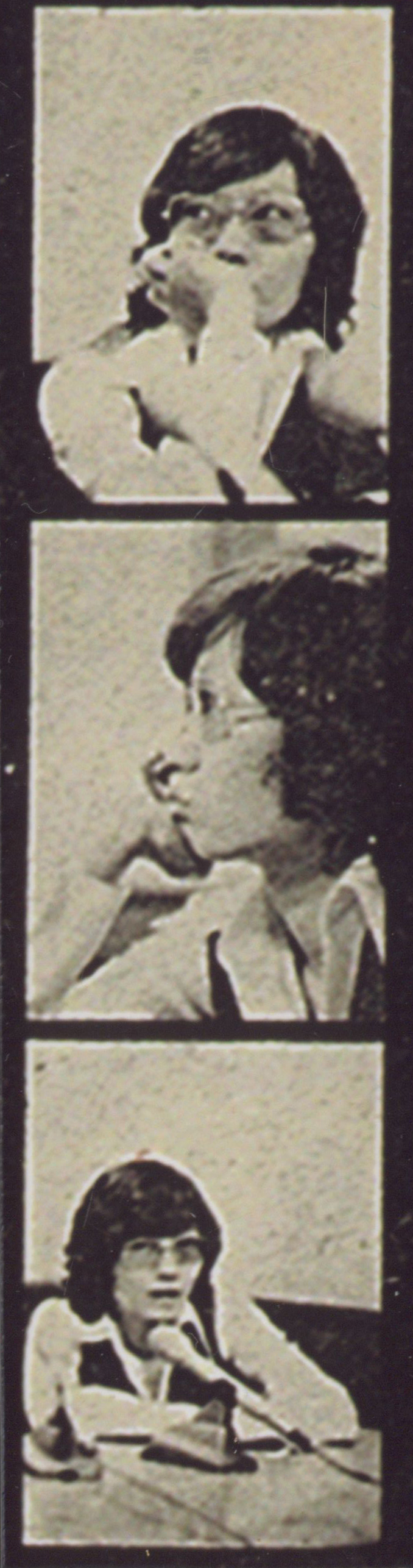 黃曉寧老師在30歲左右參加電台訪問