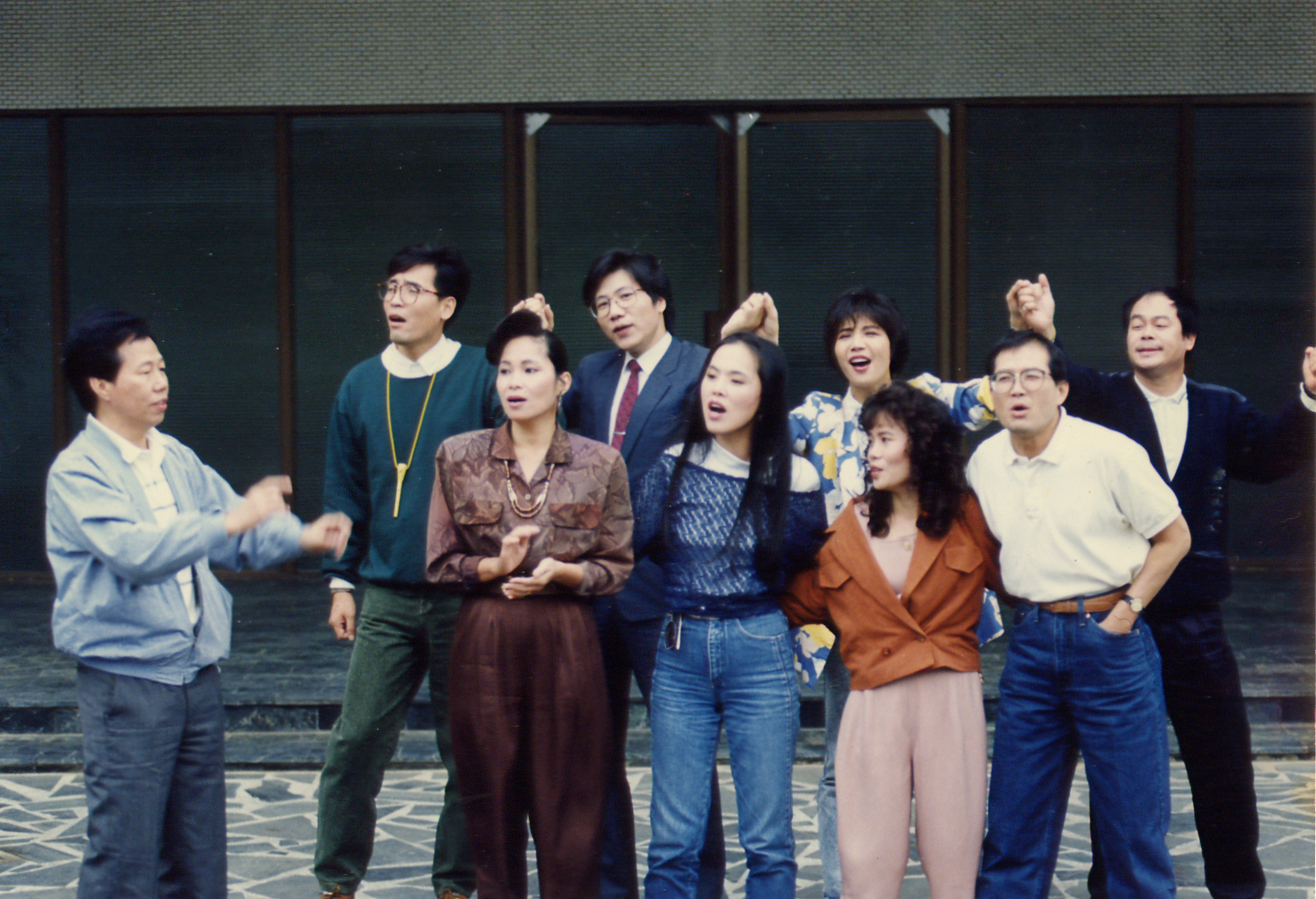 1984年為盲人獻聲籌募資金義唱