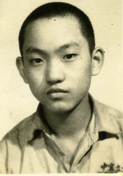 鈕大可老師50歲之大頭照